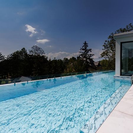 Villa Bauhaus Wellness Apartman Fsz. 3 Siofok Exterior photo